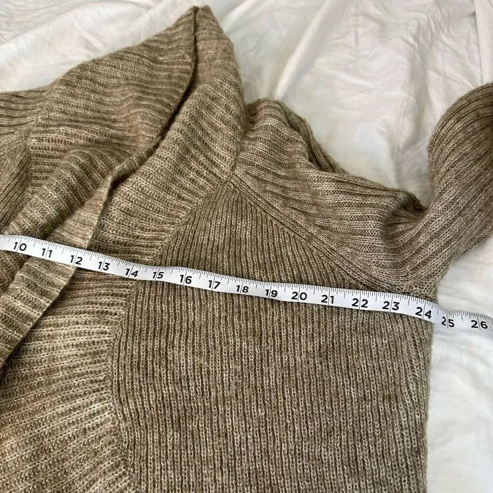 Chico’s Wool Mohair Blend‎ Tan Cardigan Sweater Womens Large Modern Cozy Casual